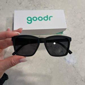 NEW Goodr "get on my level" polarized sunglasses